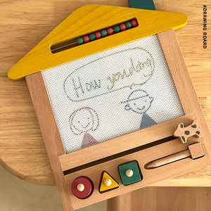Retro Magnetic Drawing Board -CNF8