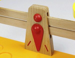 Small Wooden New Balance Scale CNF1 - HN Bazar 